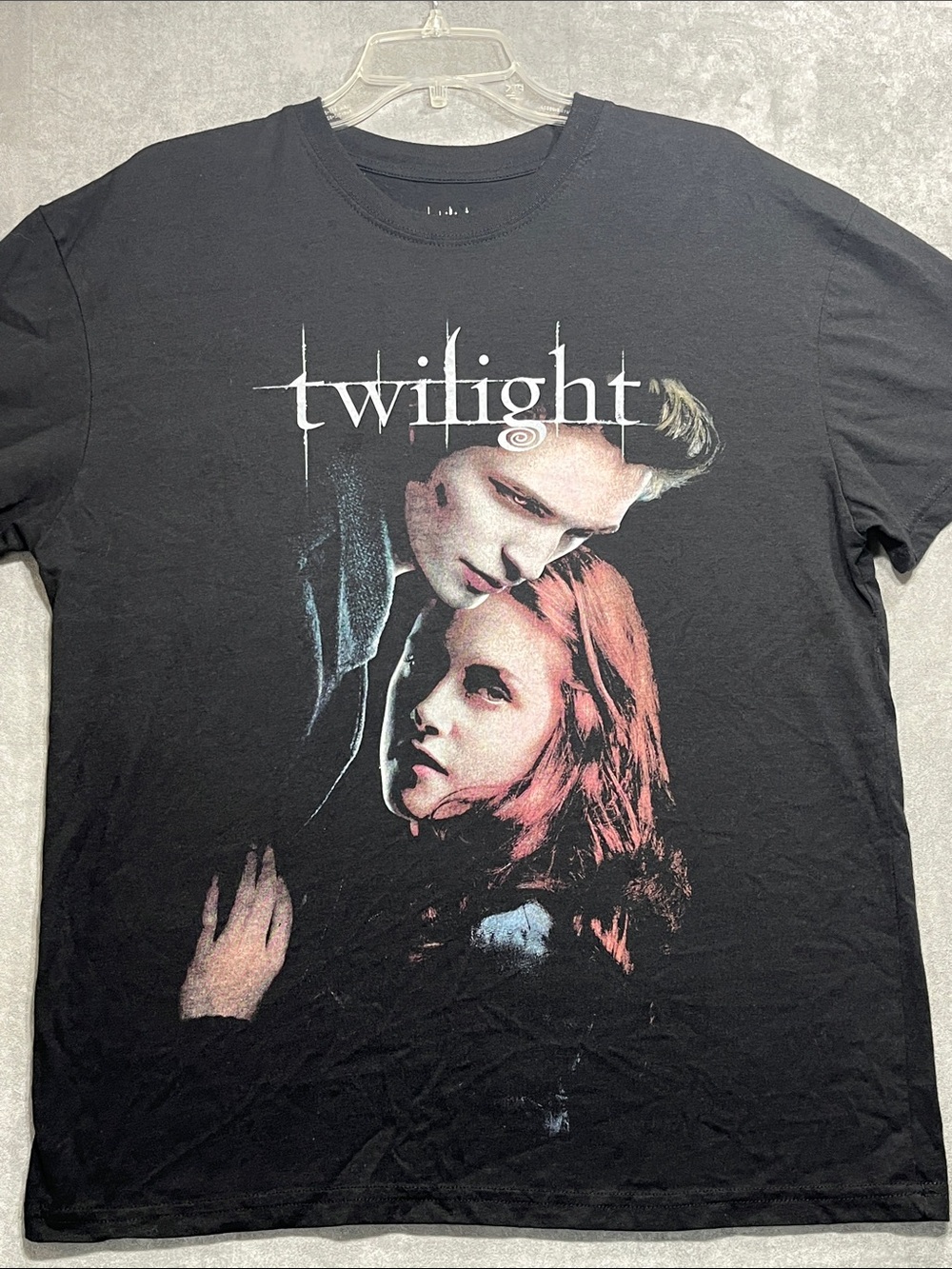 Twilight Saga Edward Bella Graphic T-Shirt Black Large 2024 Vampire Movie
